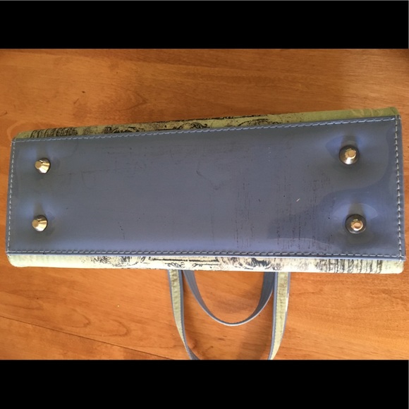 Disney Epcot Italian Pavilion Handbag - Picture 6 of 8